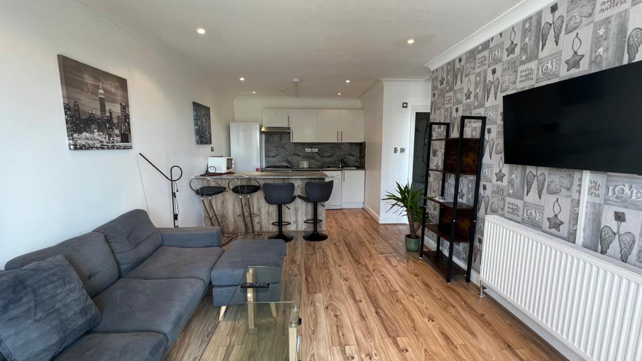 Comfy 2 Bedroom Apartments - Finchley Road, London Londres Exterior foto