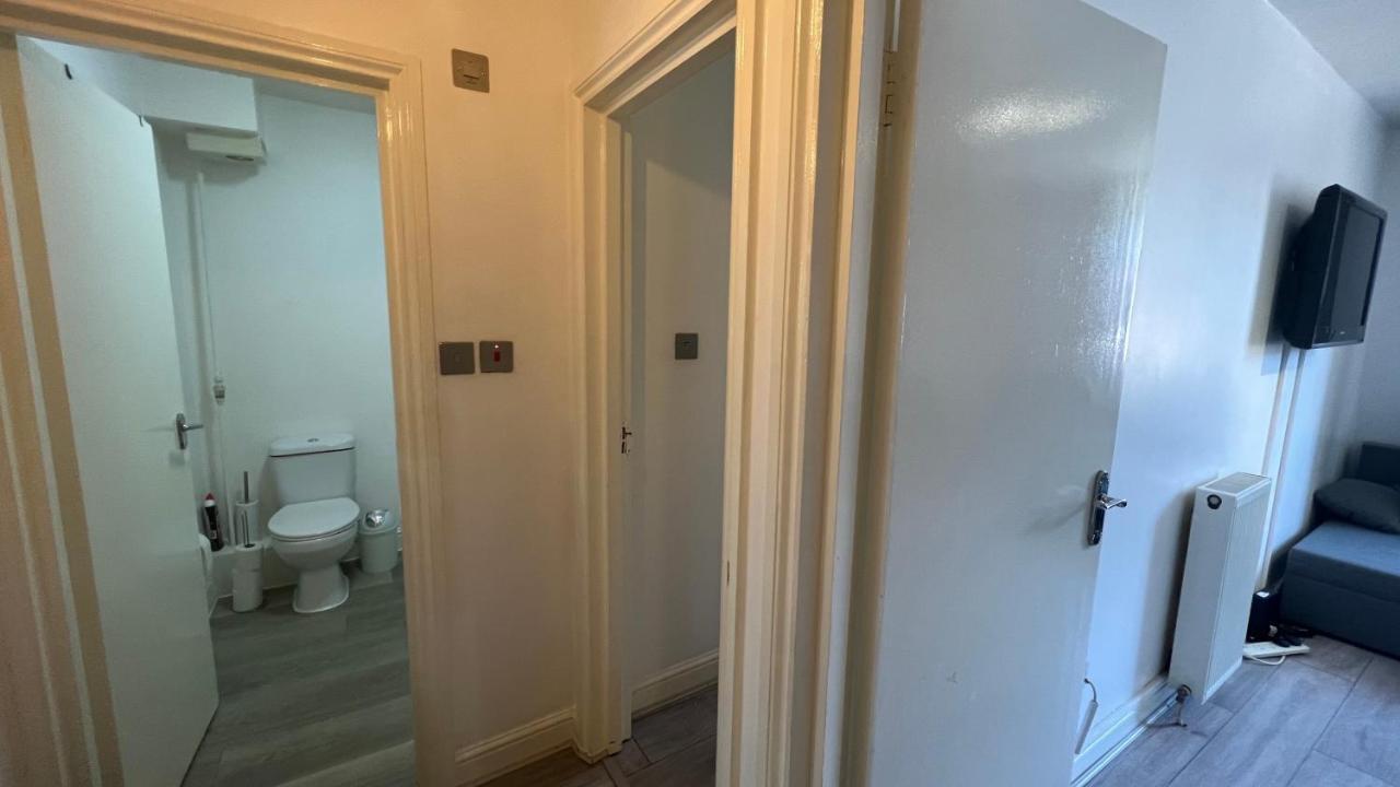 Comfy 2 Bedroom Apartments - Finchley Road, London Londres Exterior foto