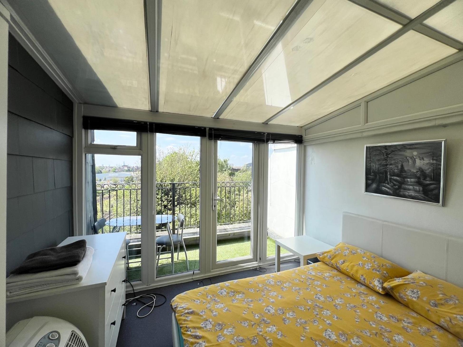 Comfy 2 Bedroom Apartments - Finchley Road, London Londres Exterior foto